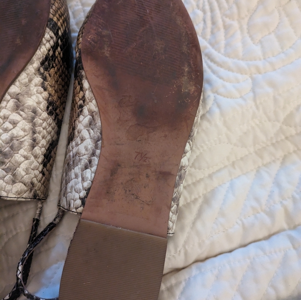 Madewell, The Margot Slingback Flat in Snake Embossed Leather, size 7.5 - Picture 5 of 7